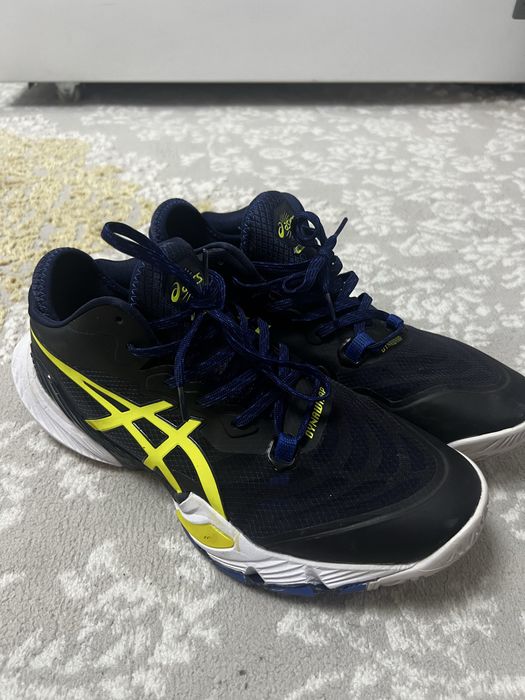 Asics metarise волейбольные