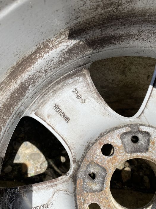 Гуми с джанти за БМВ 1