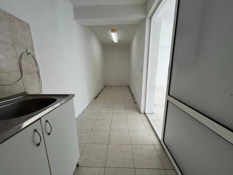 Дава се под наем Магазин в Варна, Трошево - 61 кв.м за 484.5 € - Снимка #5