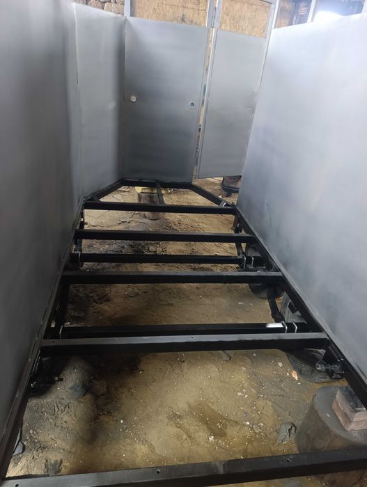 Прицеп коневозка