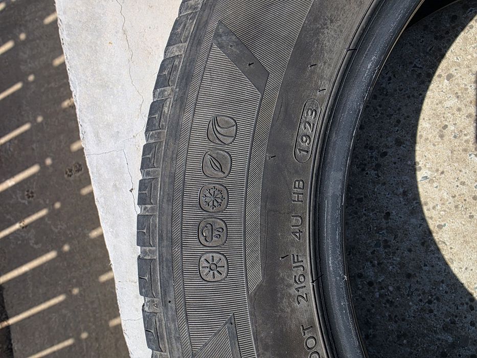 Vand 3 anvelope AllSeason Hankook Kinergy 225 60 R17