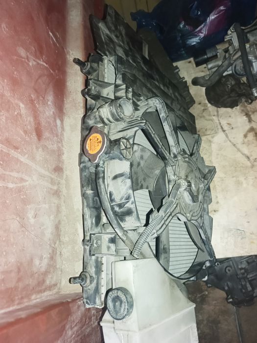 Nissan Tiida Ниссан Тиида радиатор диффузор