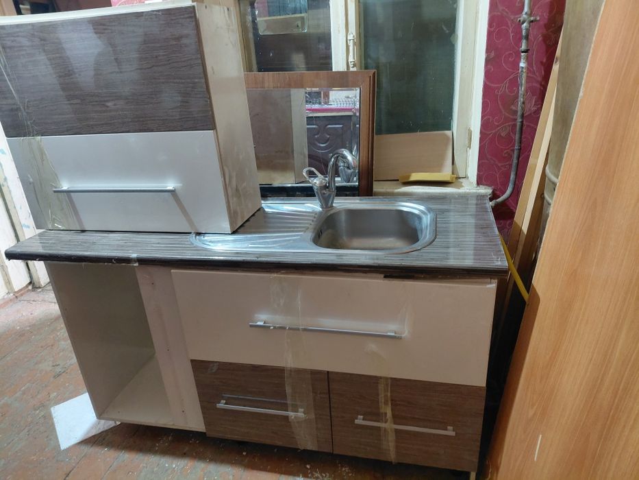 Продам кухонный гарнитур