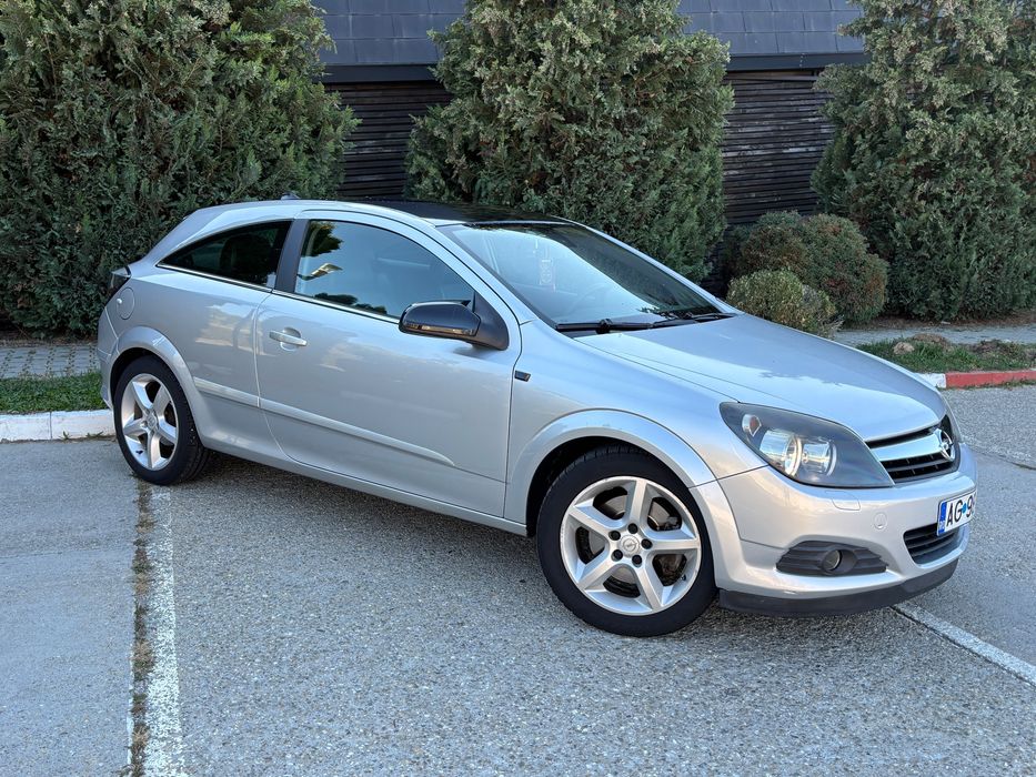Opel astra H GTC