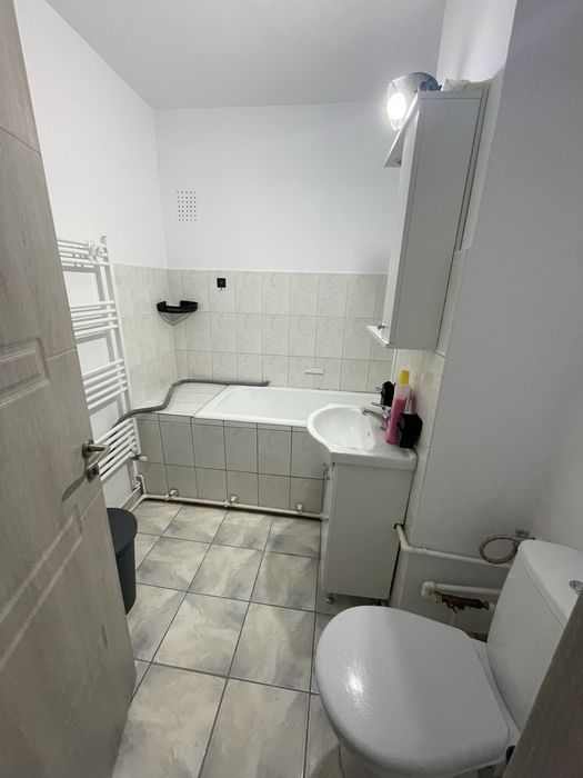 Prima chirie Garsoniera 45mp ( mobilat nou ) Micro 3