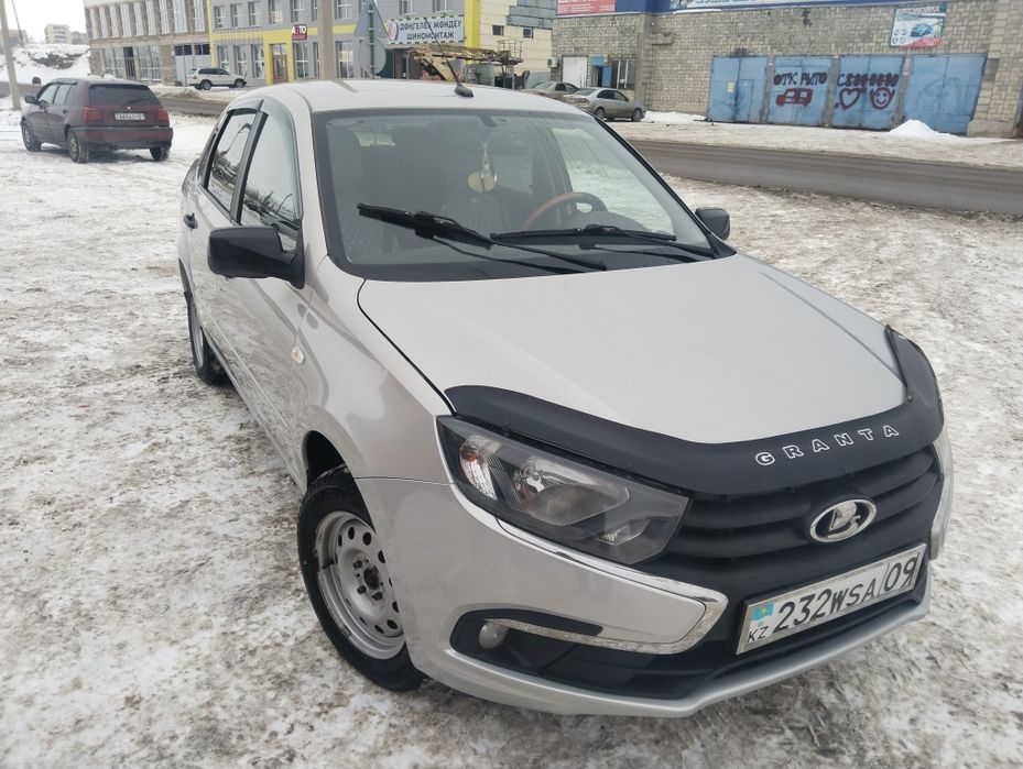 Продам авто машину лада гранта
