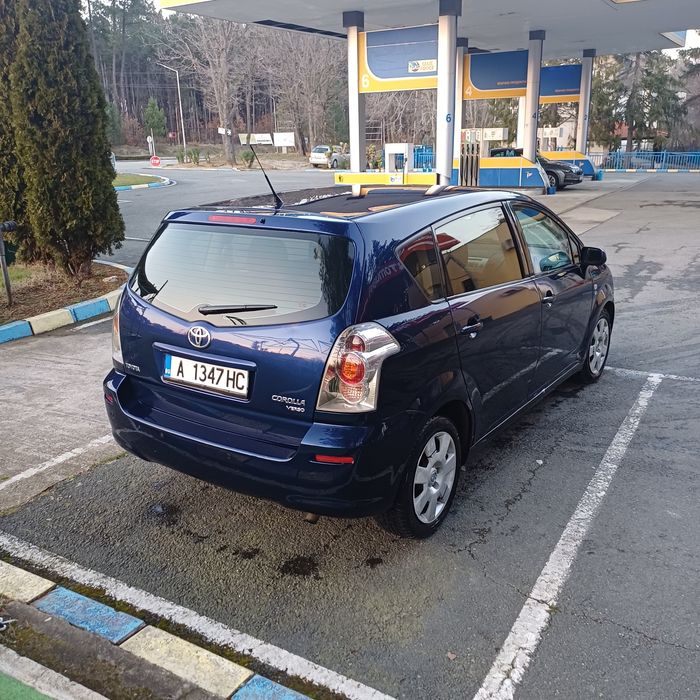 Продавам си колата