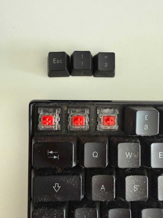 Tastatura mecanica gaming red switches, cu rgb
