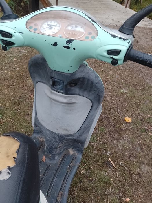 Vând Piaggio liberty 80 CC 2t