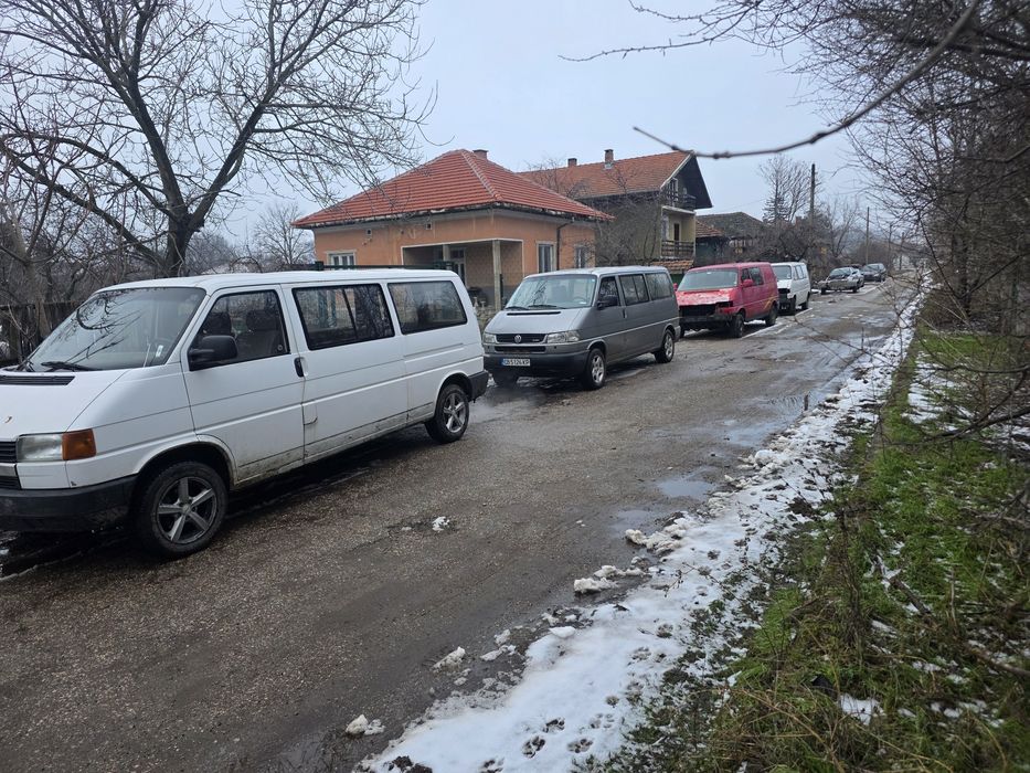 Volkswagen Caravelle T4 2.4 D на части