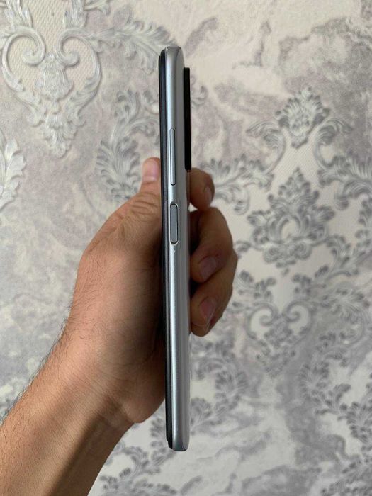 Assalomu alaykum va rahmatullohu va barokatuh Redmi 10 tel sotiladi