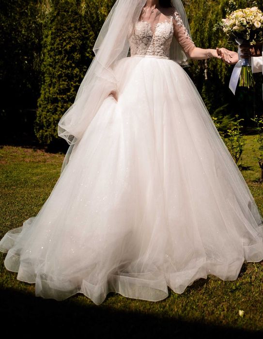 Rochie superbă de mireasă tip prințesă 2 în 1