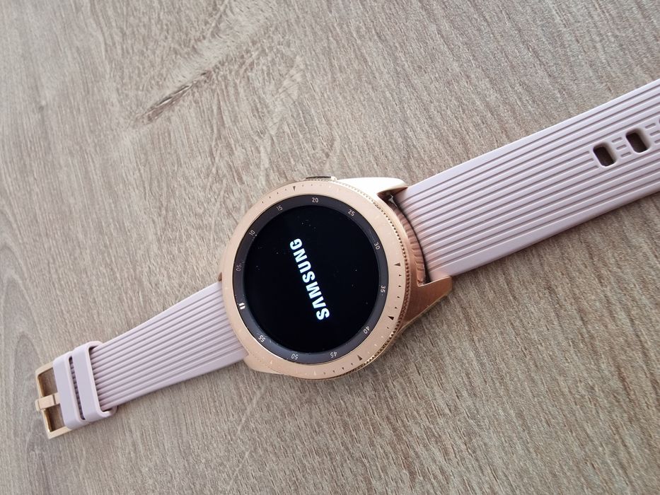 Продам Galaxy Watch