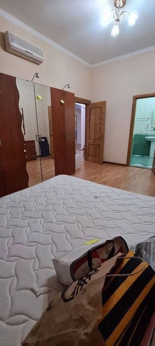 3/3/4 Ойбек Попугайчик 140кв. 2 сан узла. Ремонт мебель техника. Своя