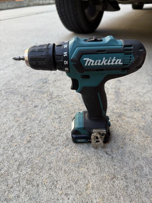 Винтоверт Makita (без зарядно)