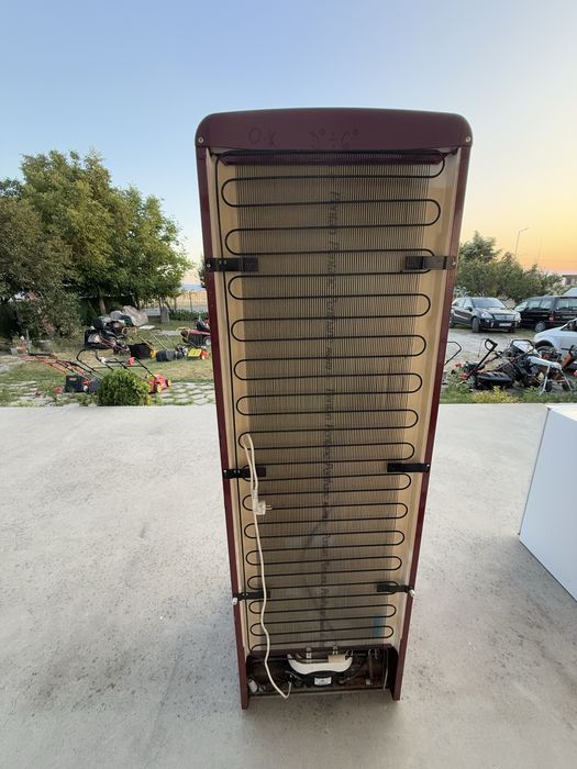 Ретро Червен хладилник с фризер Gorenje 185см