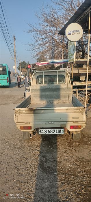 .Labo ishlab turibti xolati yaxshi tez arzon sotiladi pul zaril