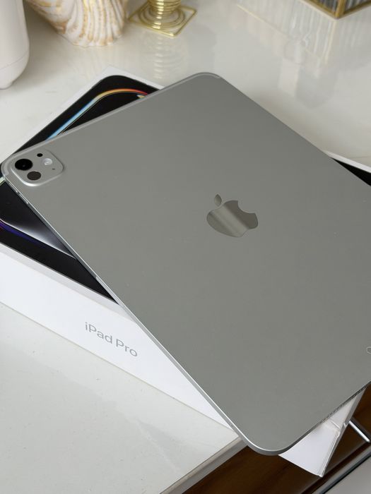 Продам Apple iPad Pro 2025 / Apple Pencil Pro.