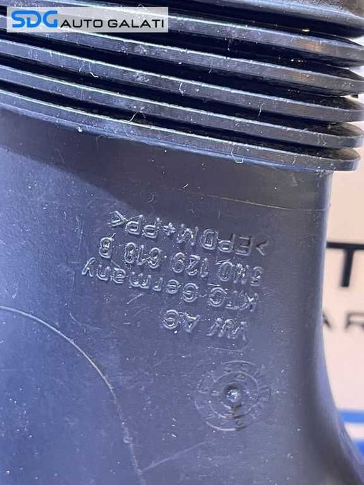 Tub Tubulatura Conducta Admisie Aer VW Tiguan 2.0 TDI CBAA CBAB CBBA CBBB CFFA CFFB CFFD CFGB CLJA 2008 - 2011 Cod 5N0129618B