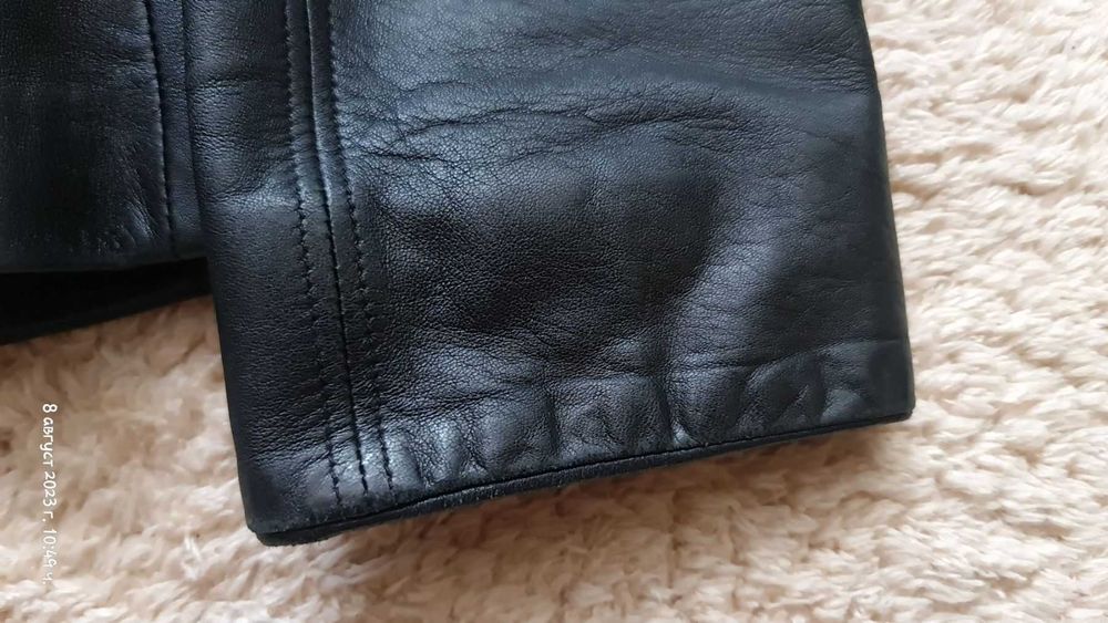 Дамско кожено яке