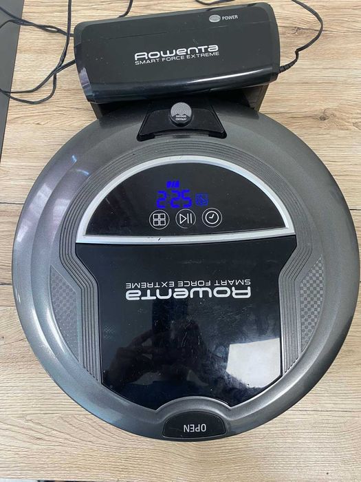 Прахосмукачка робот Rowenta Smart Force Extreme RR7126 Втора употреба