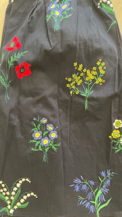 Юбка женская ниже колен