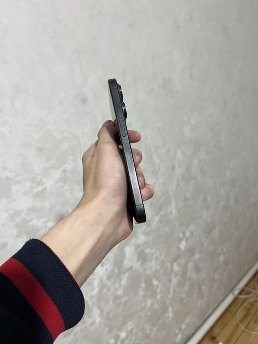 Iphone 15pro 128gb 87% yomks karobka sim kartali