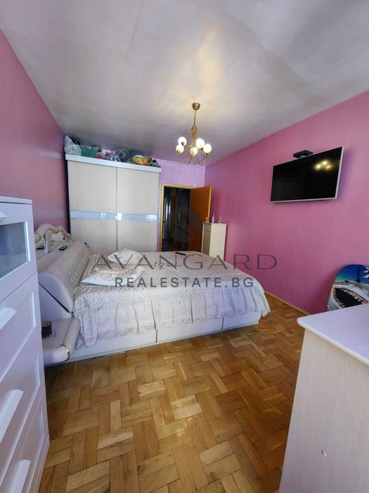 Продава се Тристаен апартамент в Пловдив, Център - 103 кв.м за 2000 €/кв.м - Снимка #3