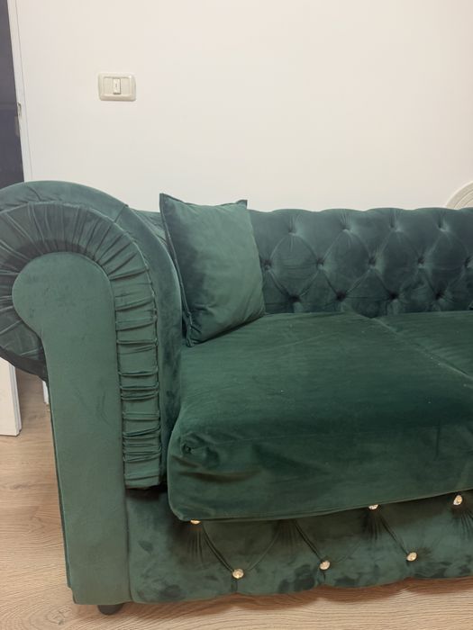 Canapea Chesterfield