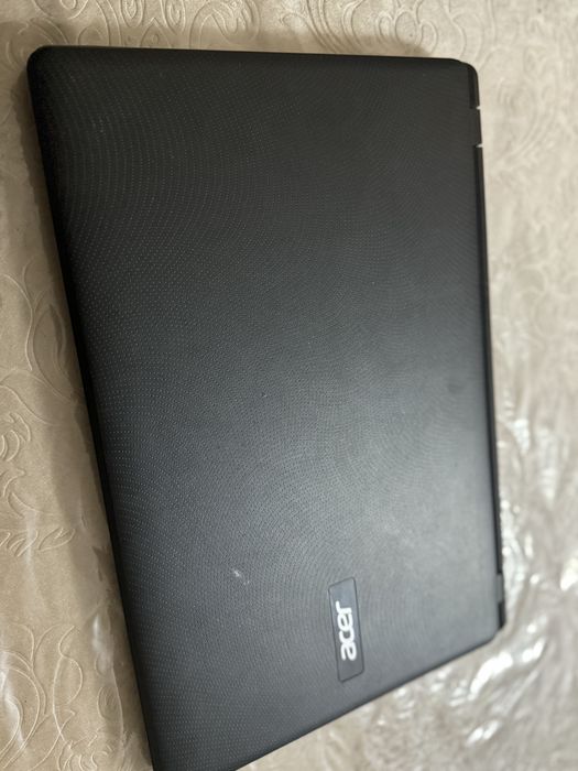 Acer Noutbook sotiladi arzon narxda!