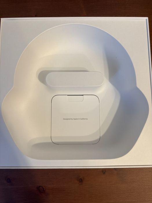 Vand airpods max NOI, IN GARANTIE