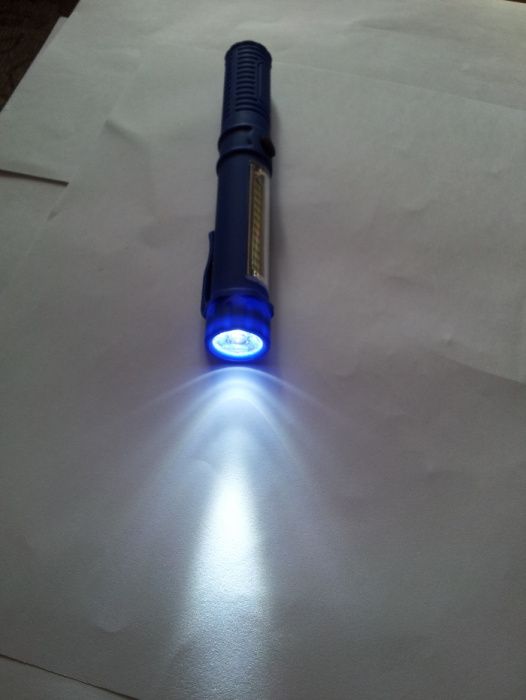 Lanterna cu LED-uri model pix, tehnologie moderna cu magnet de prinder