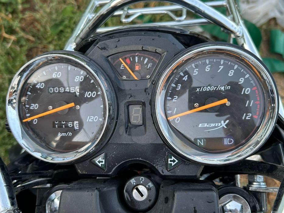 Продам мотоцикл 200 кубов
