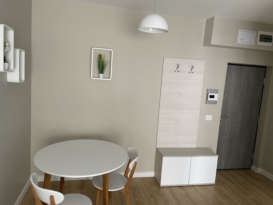 Inchiriez aoartament 2 camere