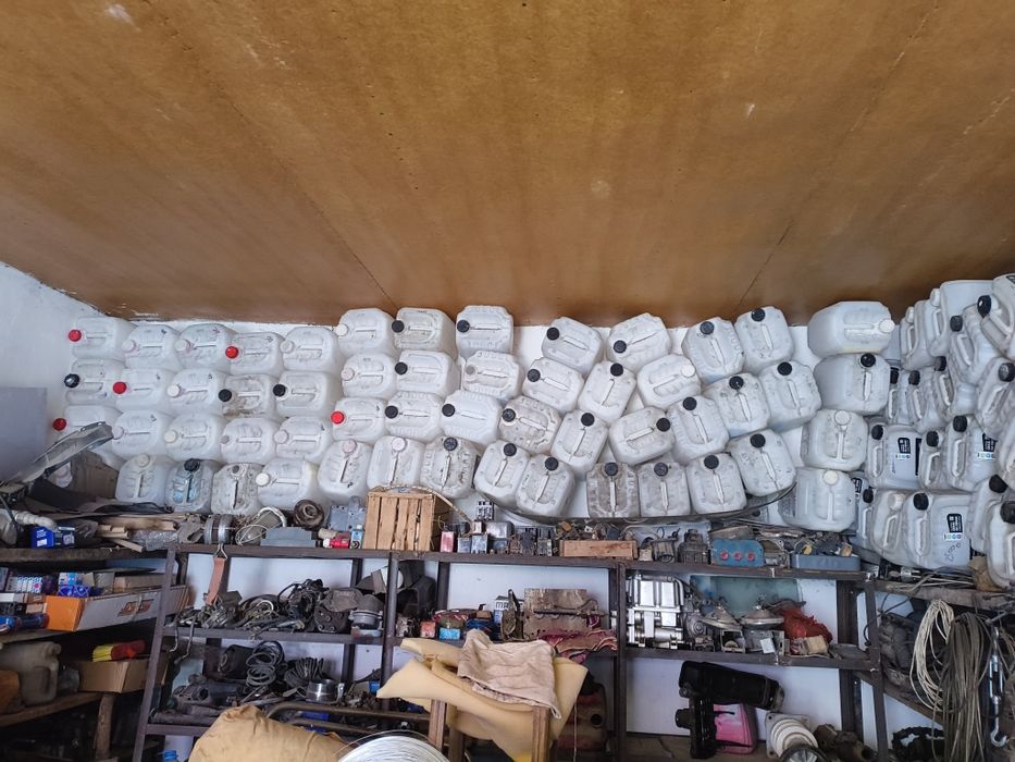 Канистра 20 л ..