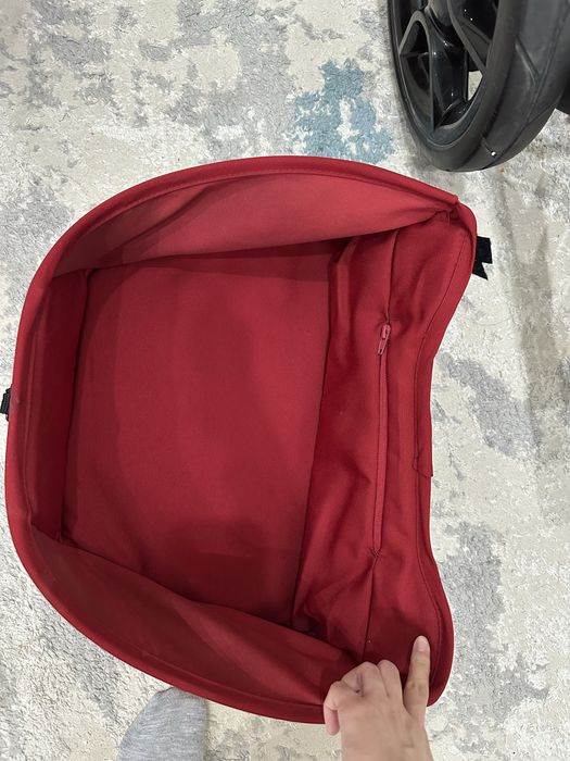 Продам детскую коляску Quinny Moodd