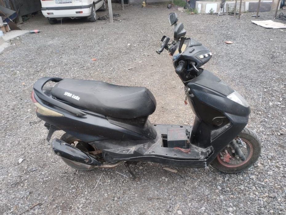 Продам мопед 125куб