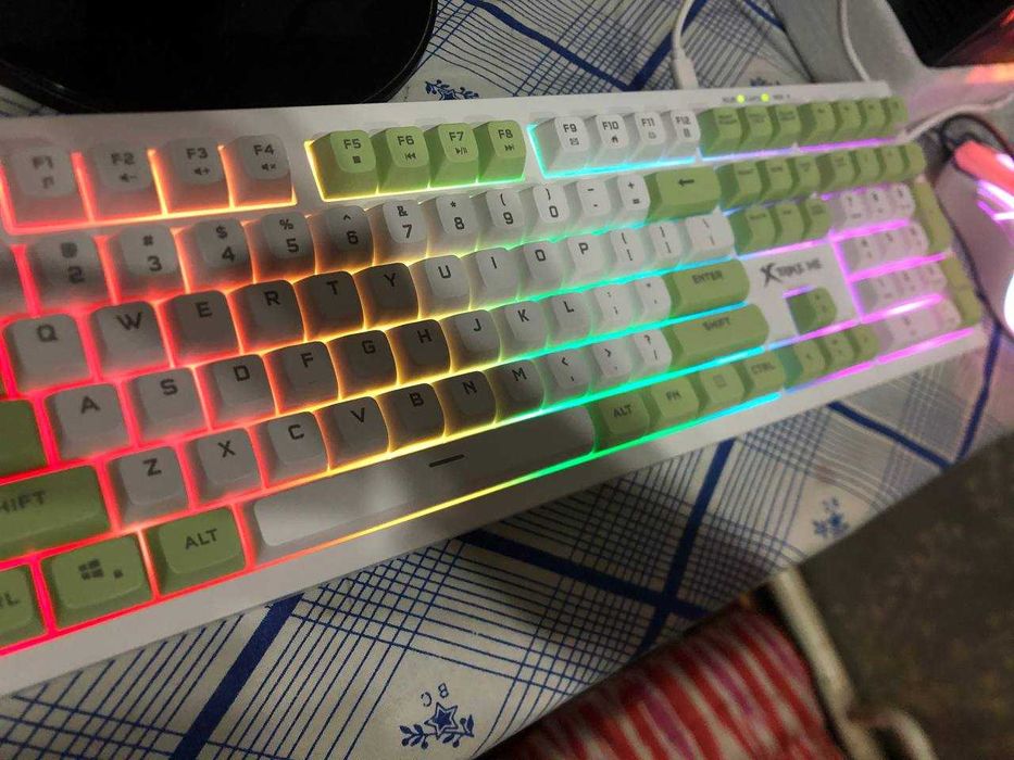 Kampyuter PC sotiladi