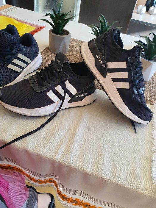 Маратонките са оригинални в перфектно състуяние