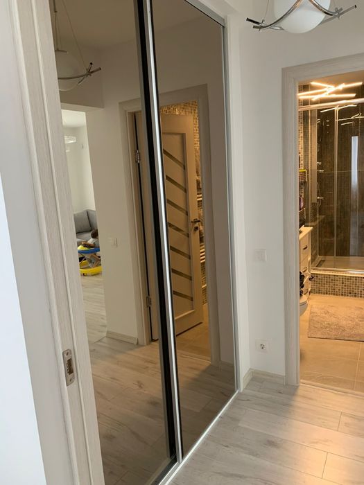 Vand apartament cu 3 camere mobilat si utilat