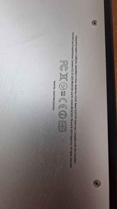 Ноутбук MacBook 1372