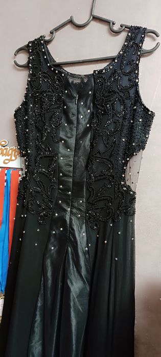 Продам шикарное платье