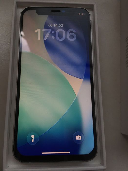 iphone 12 Mini ..128 gb