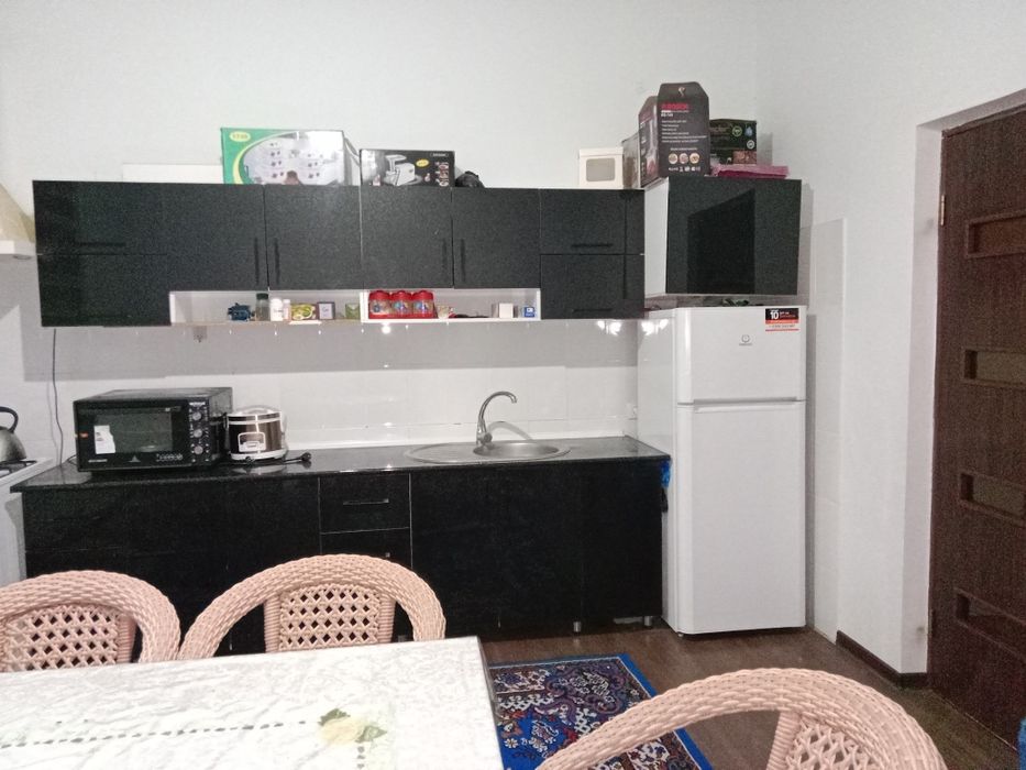 6 sotix 4 xonali uy sotiladi