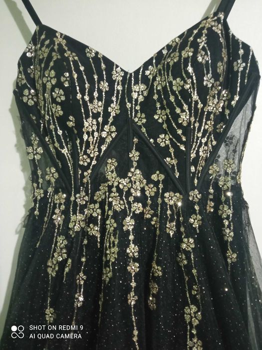 Бална рокля М размер