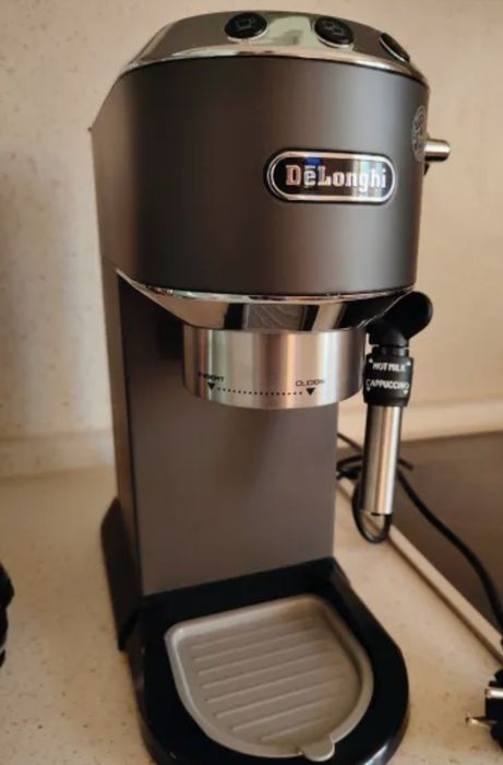 Рожковая кофеварка DeLonghi EC685.BK | Высшее качество| Гарантия