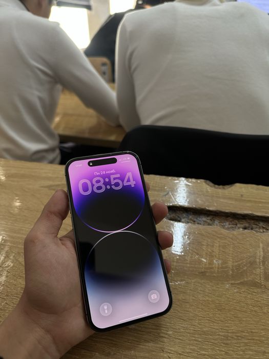 Iphone 14 pro с гарантиями