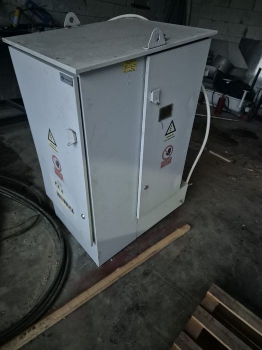 Vând transformator Simens 160 KWA