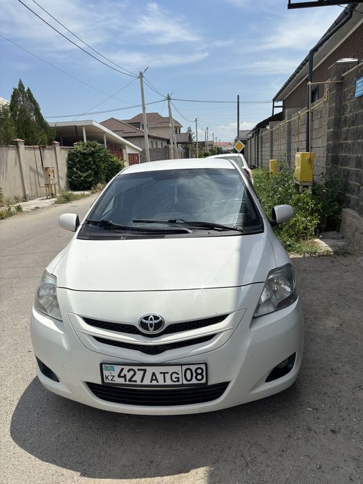 Продается toyota yaris