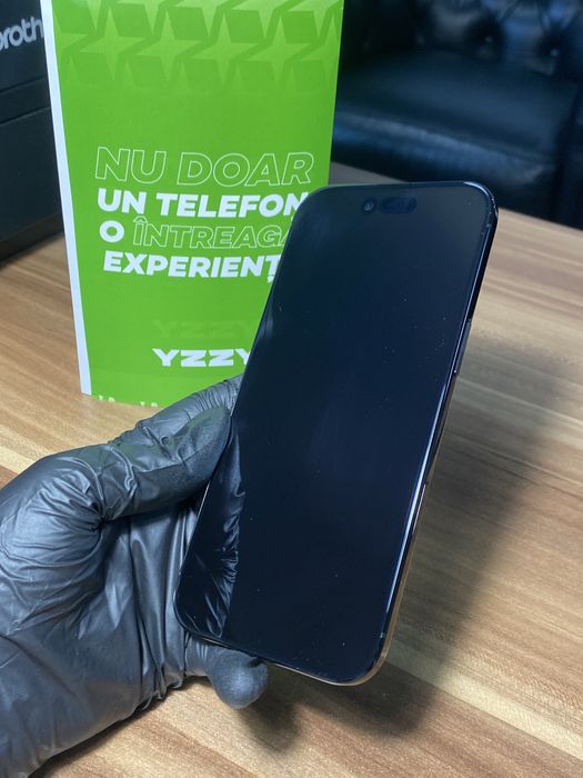 iPhone Air • 256 GB • Black